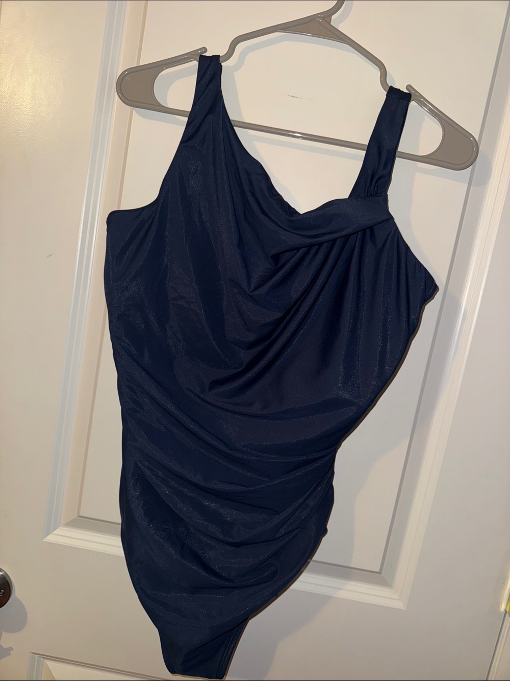 Miraclesuit women’s navy one piece runched 18DD full body draped swimwear
